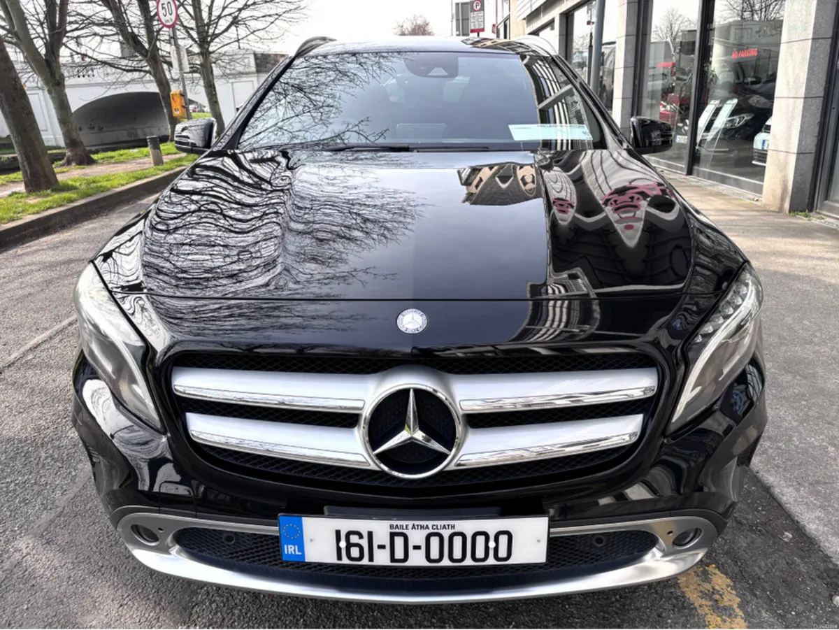 Mercedes-Benz GLA 180 Auto 1.6 Luxury - Image 3