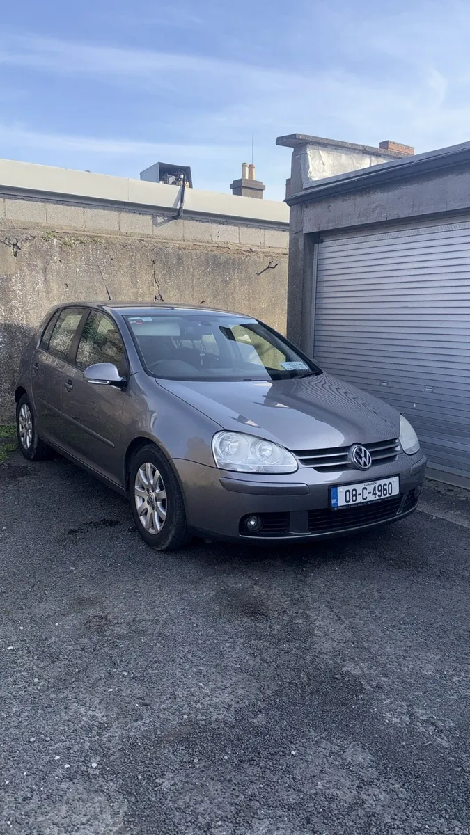 2008 Volkswagen Golf 1.6L Petrol - Image 1