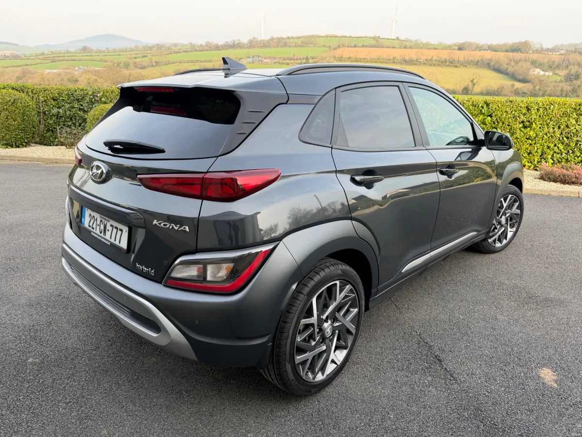 2022 (221)Hyundai KONA Executive Hybrid 28KMS - Image 4