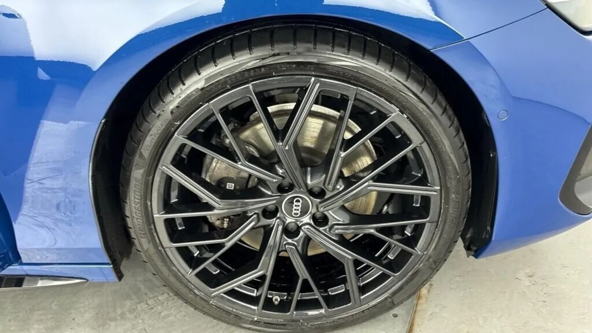 2.0 TDI Launch Edition Estate 5dr Diesel S Tronic - Image 4