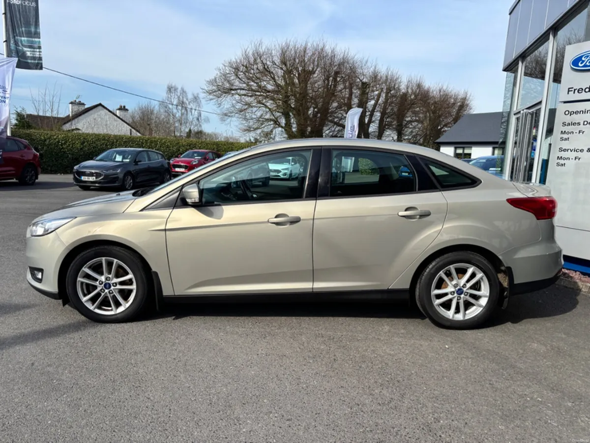 Ford Focus 4DR 1.5 TD 95PS 6SPEED - Image 4