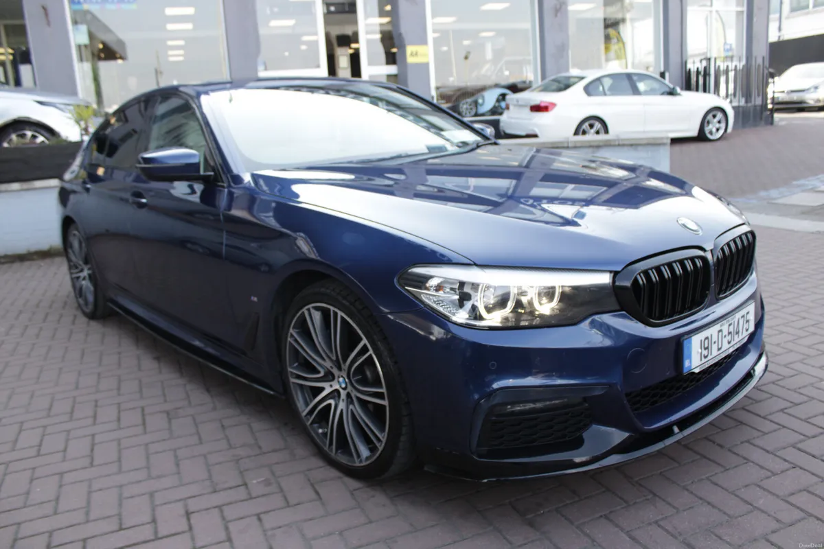 BMW 5-Series 2019 - Image 2