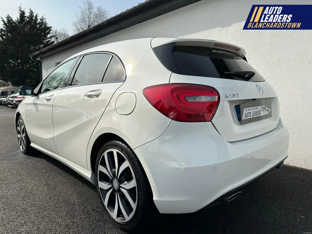 MERCEDES-BENZ A180 STYLE AUTO LOW KM LEATHER - Image 4