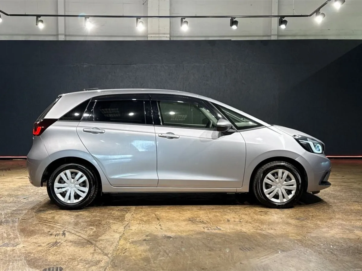 Honda Fit NEW MODEL - HYBRID 1.5L AUTOMATIC - CRUI - Image 3