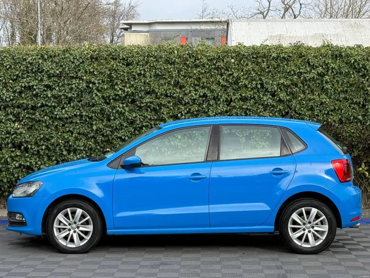 Volkswagen Polo COMFORTLINE 1.2 TSI // SERVICE HIS - Image 3