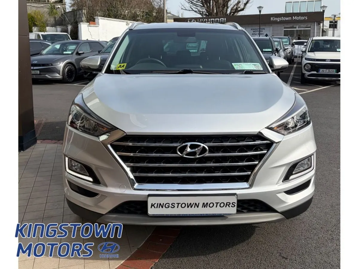 Hyundai Tucson ix35 Executive 5DR - Image 2