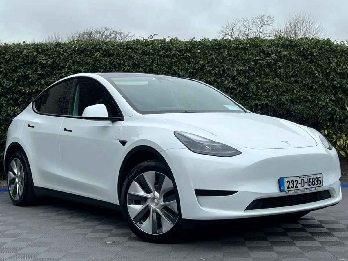 Tesla Model Y RWD // PAN ROOF // AUTOPILOT // LEAT - Image 1