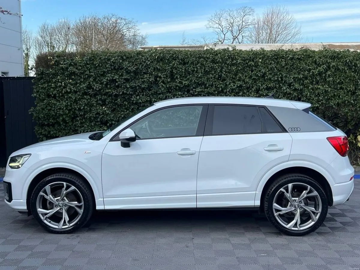 Audi Q2 SPORT S-LINE PACK 1.0 TFSI // NEW 19" ALLO - Image 3