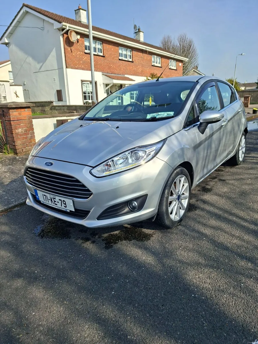 Ford Fiesta 2017 - Image 2