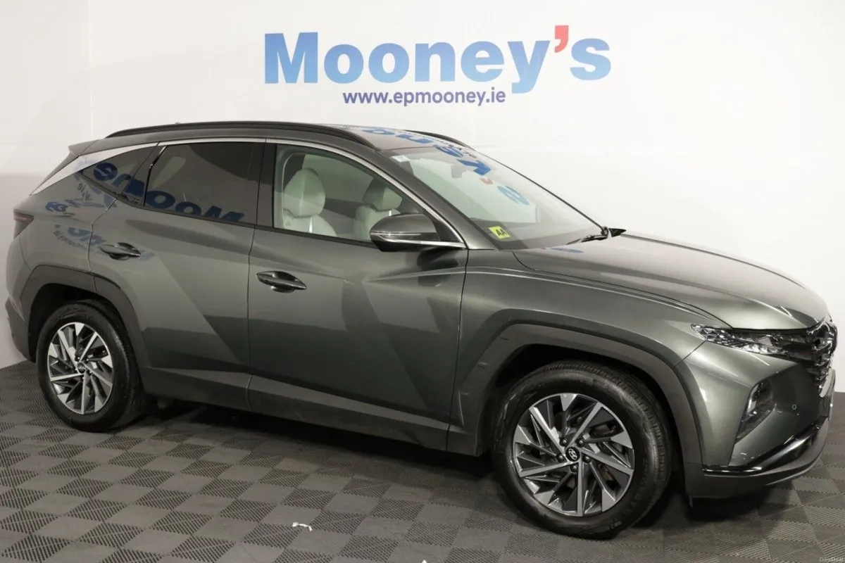 Hyundai Tucson Executive Plus 1.6L Diesel - Image 3