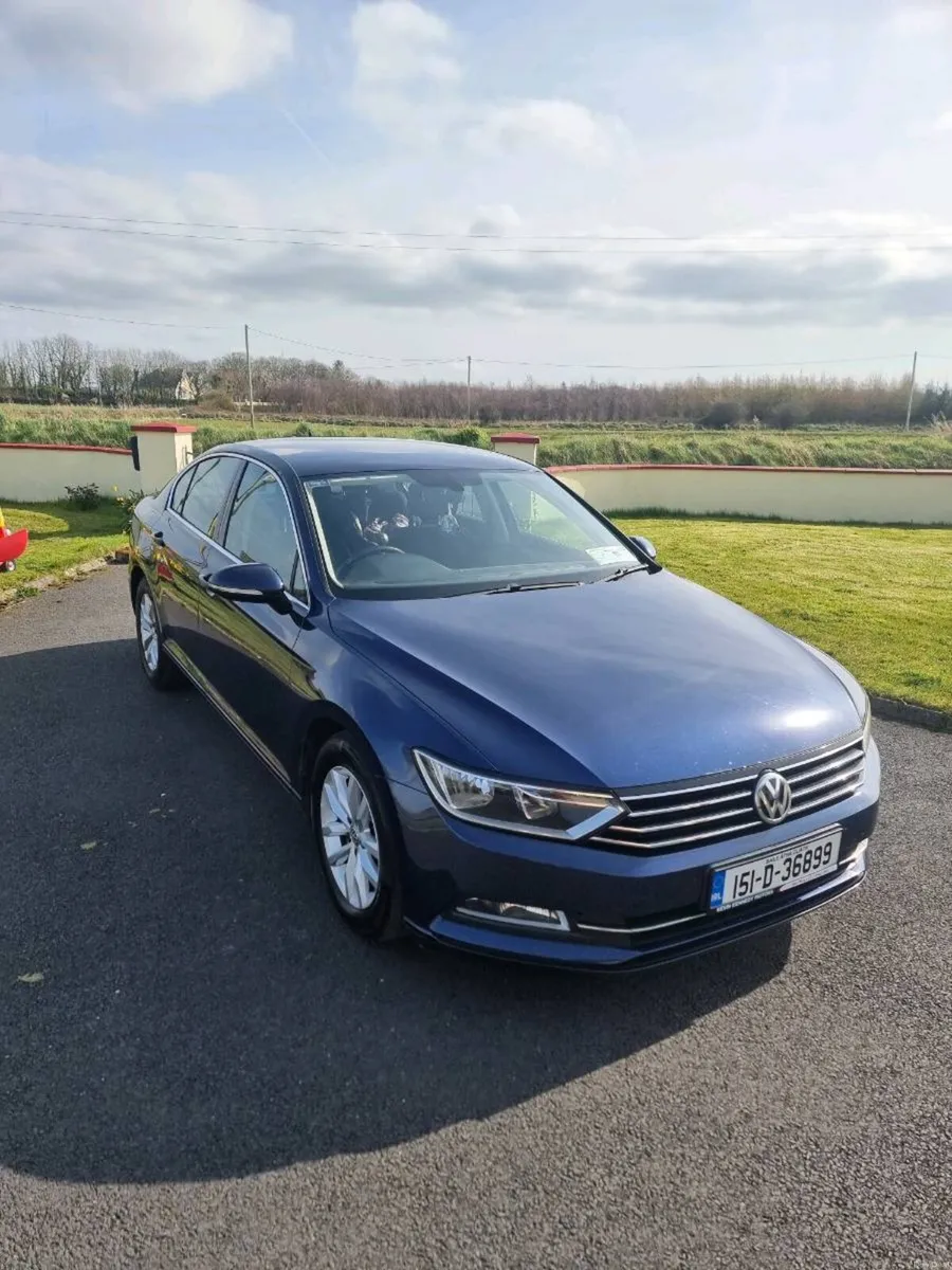 151 Volkswagen Passat Comfortline - Image 2