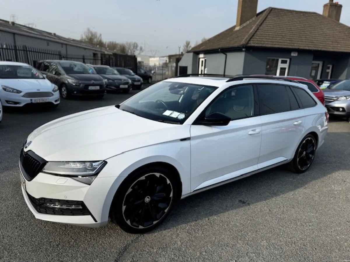 Skoda Superb 2023 SPORTLINE AUTO ESTATE PANROOF - Image 4