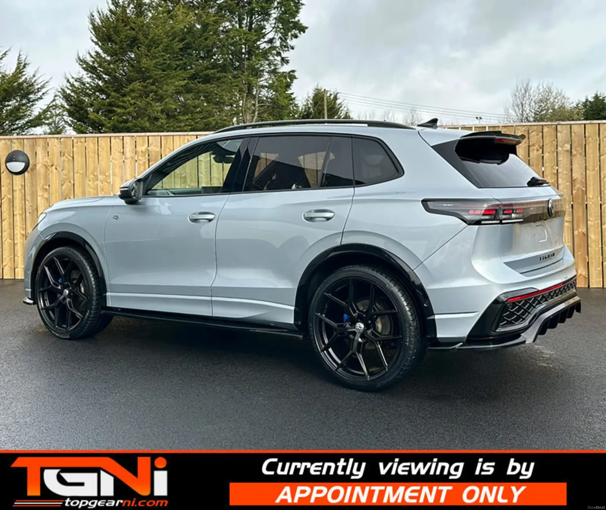 Jan 2025 Volkswagen Tiguan 2.0 TDI R-Line 5dr DSG - Image 2