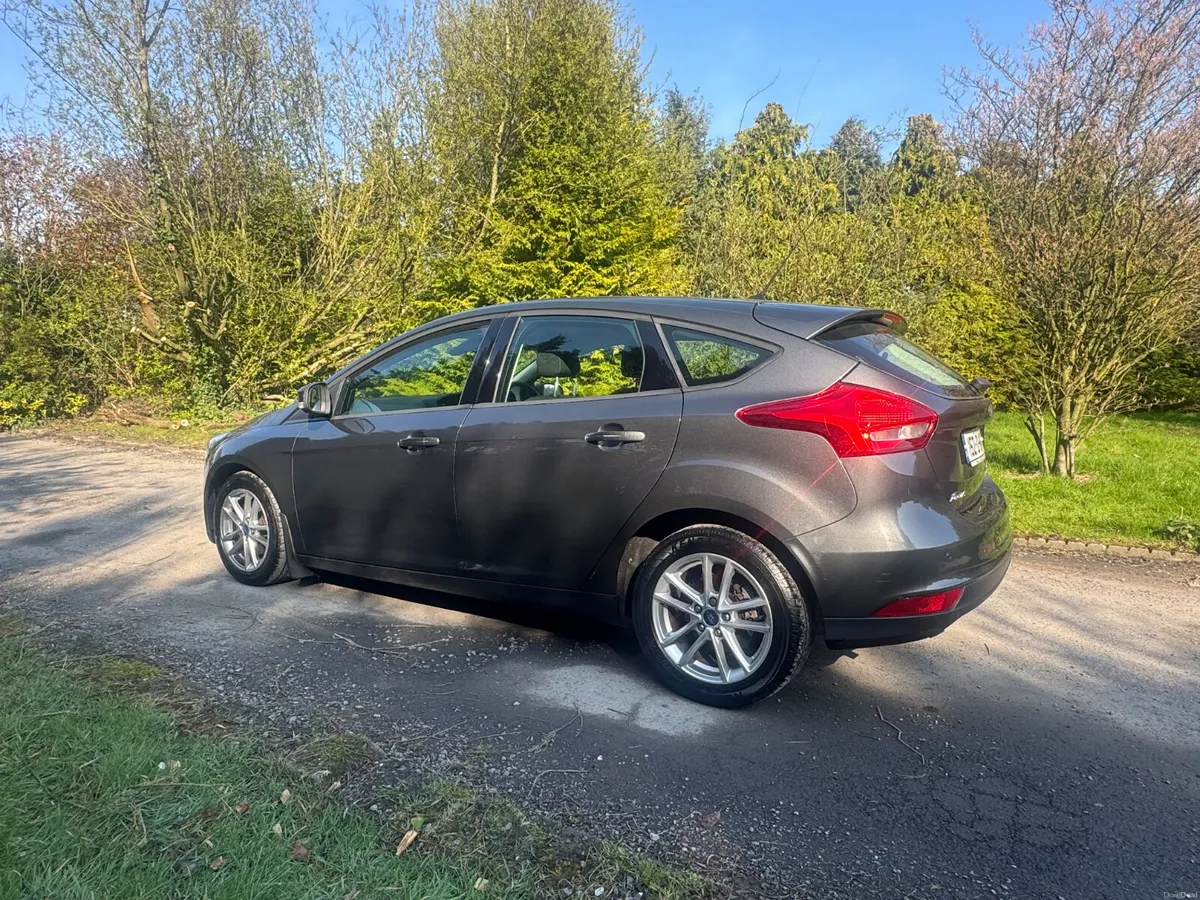 15 FORD FOCUS 1.0 T .. FULL  HISTORY - Image 3