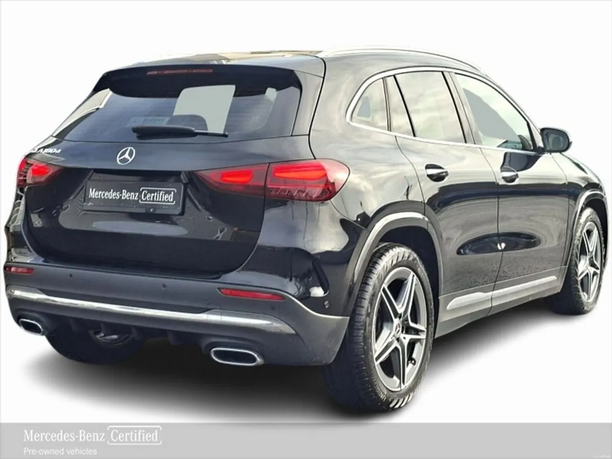 Mercedes-Benz GLA GLA 180D A/T AMG - Image 4