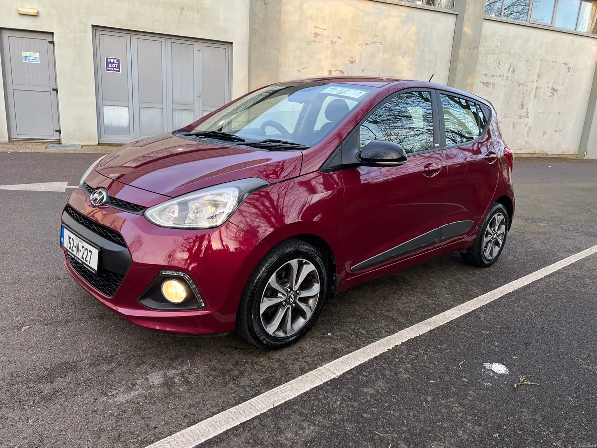 Hyundai i10 2015 Deluxe - Image 2