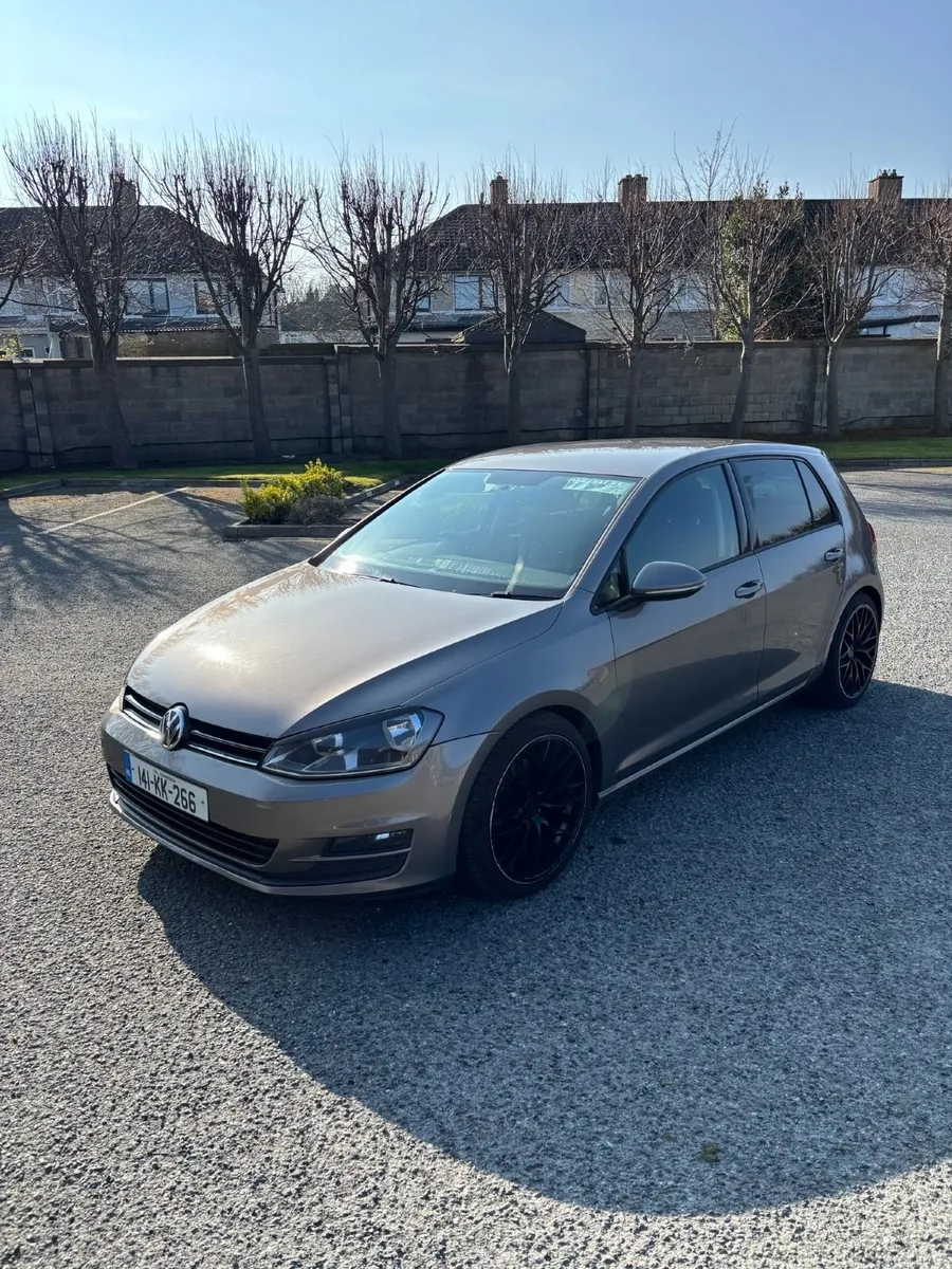 Volkswagen Golf 2014 - Image 1