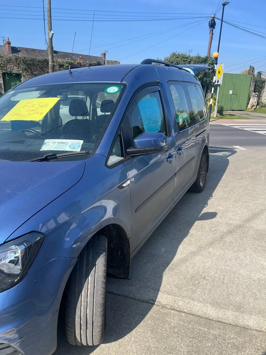 191 Volkswagen Caddy (wheelchair access) - Image 3