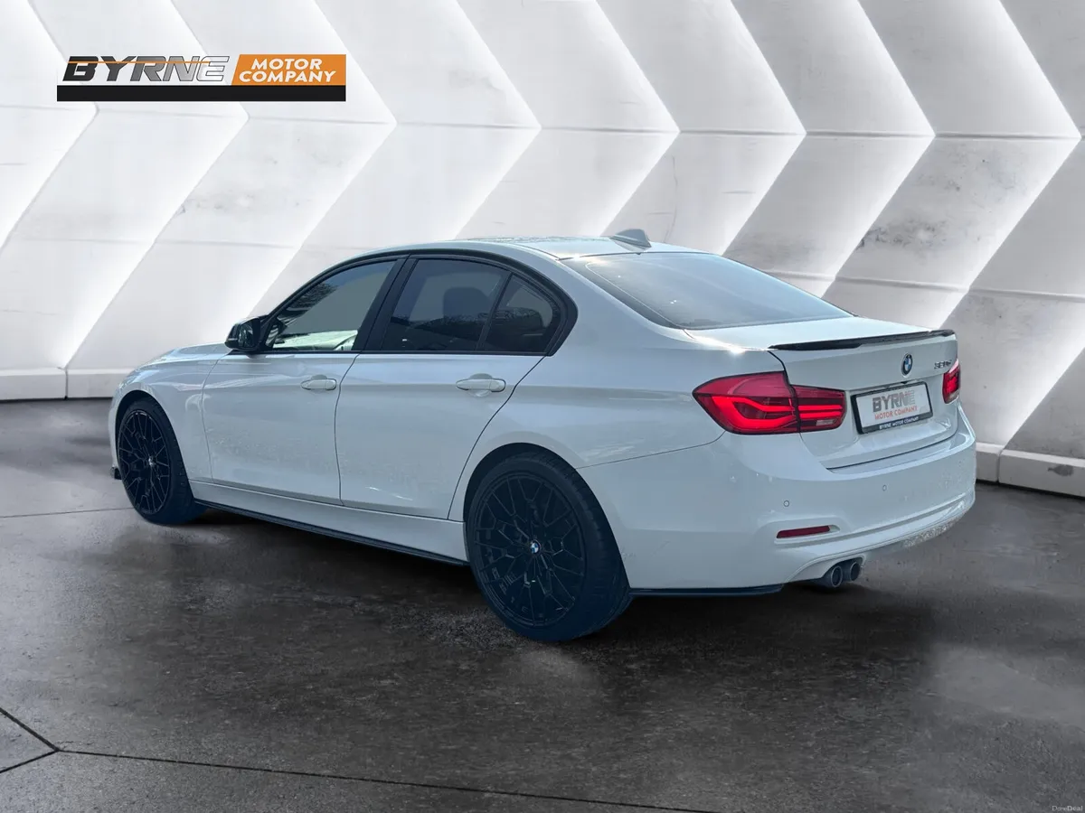 BMW 320D LUXURY AUTO 2016 - Image 3