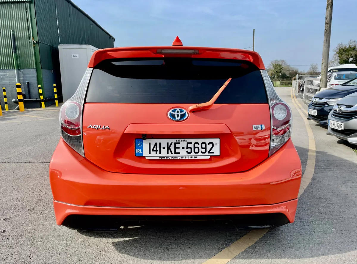 TOYOTA AQUA 1.5 (HYBRID, MODEL “S”) - Image 5