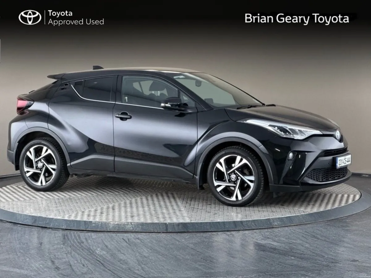 Toyota C-HR HYBRID SPORT - Image 1