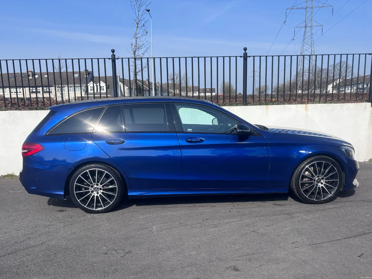 Mercedes-Benz C300h  AMG LINE 5DR AUTO - Image 3