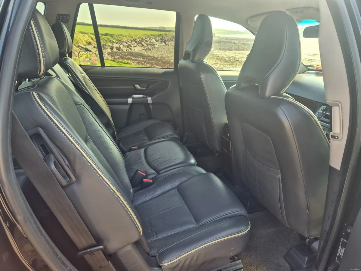 Volvo XC90 2012 - Image 4
