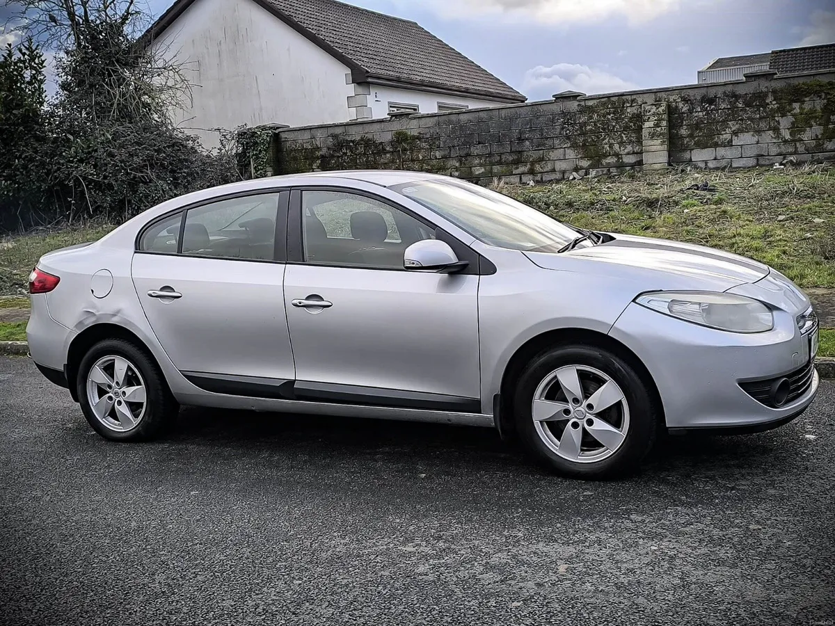 Renault Fluence 1.5 DCi 2011 Long Nct - Image 3