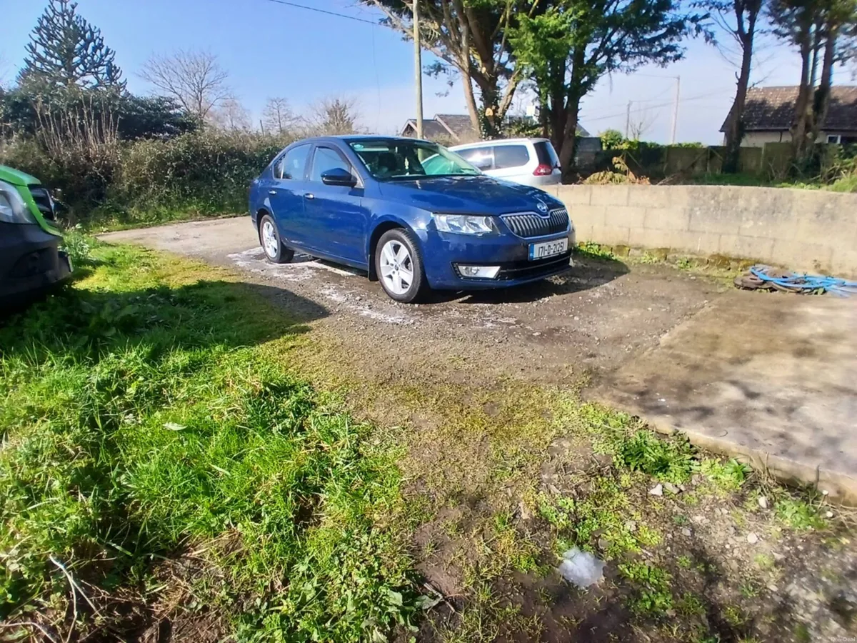 SKODA Octavia - Image 4