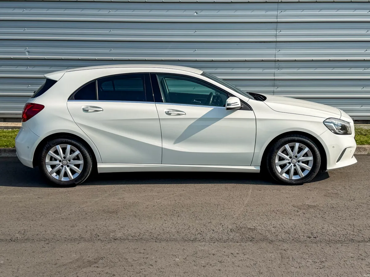 Mercedes A-Class 161 Auto (Apple car play) - Image 2