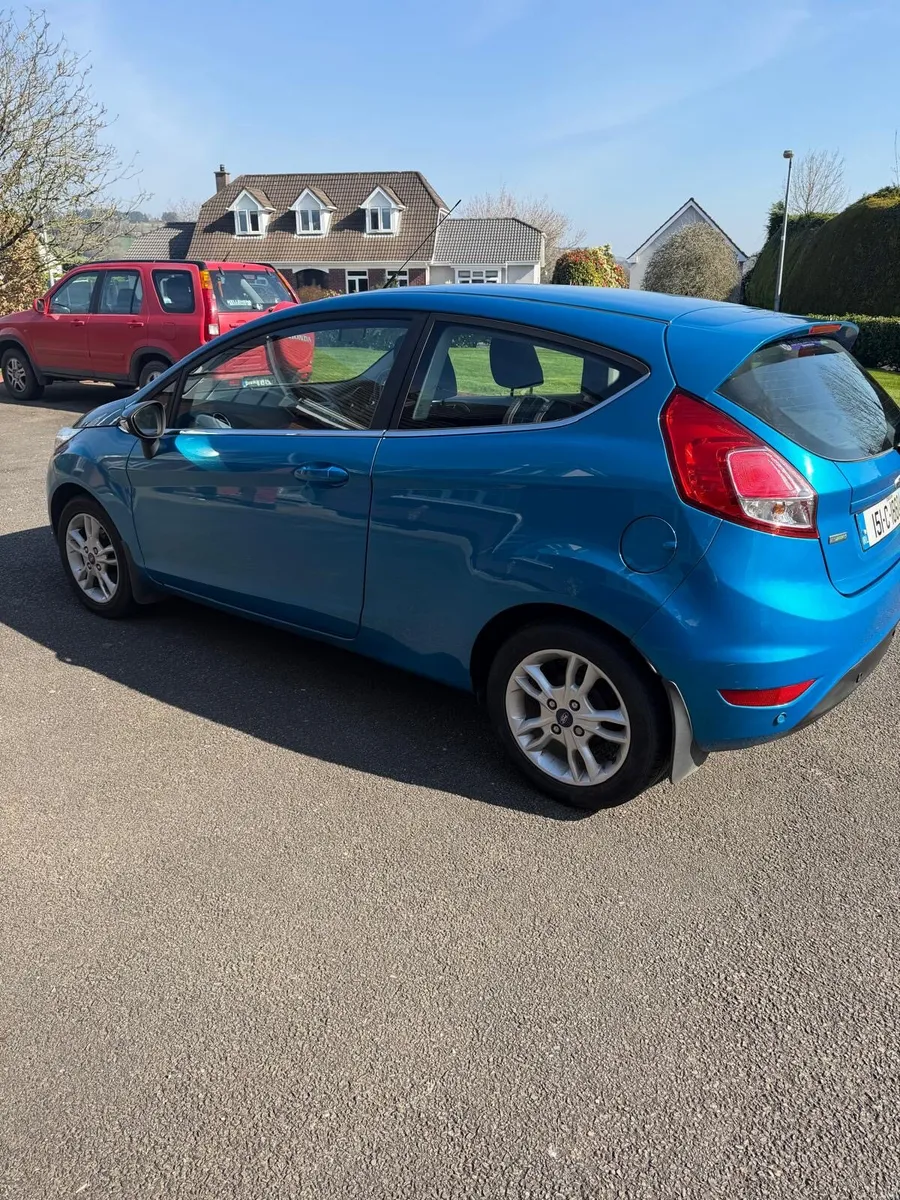 Ford Fiesta 2015 - Image 1