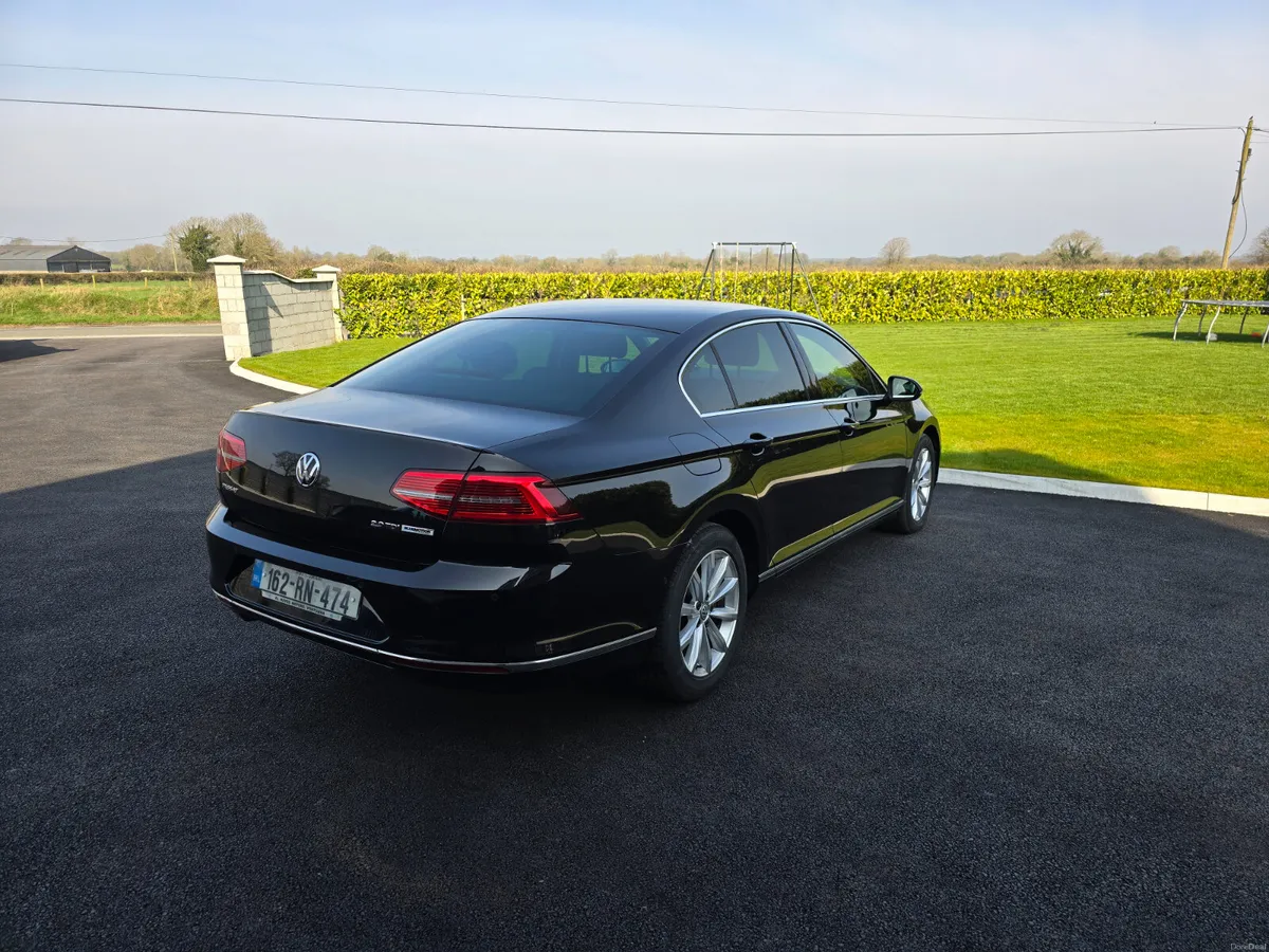 162 Vw Passat 2.0Tdi Higline 1 Owner - Image 4