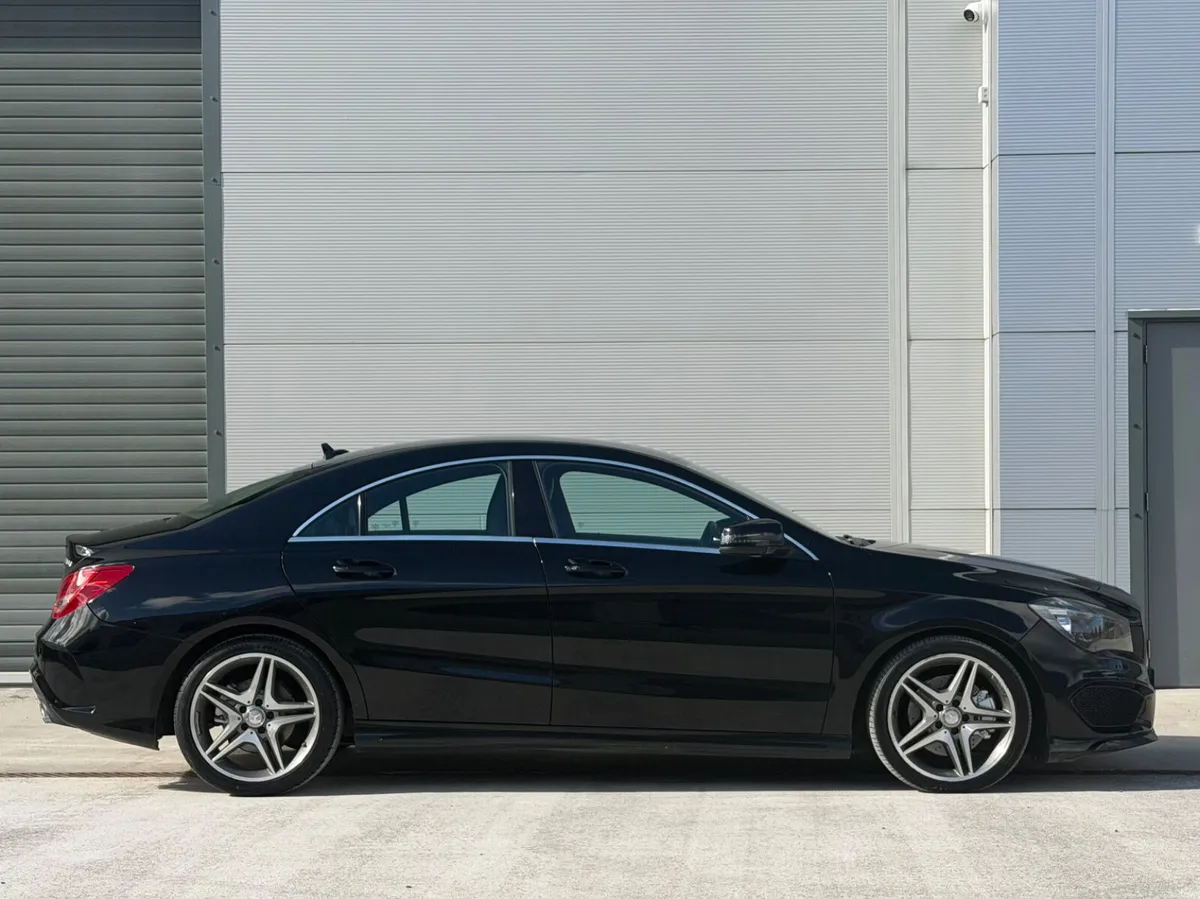 Mercedes-Benz CLA220d AMG - Image 4