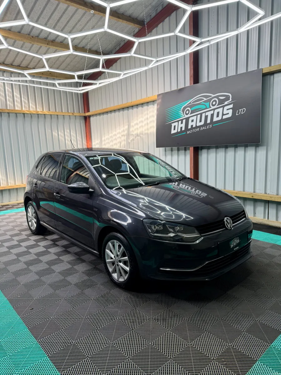 Volkswagen Polo 2015 - Lounge spec + Automatic! - Image 1
