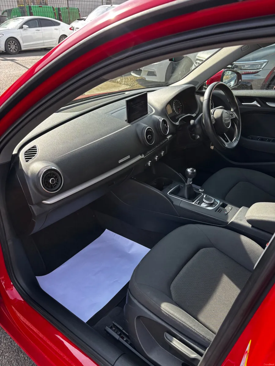 Audi A3 2019 - Image 6