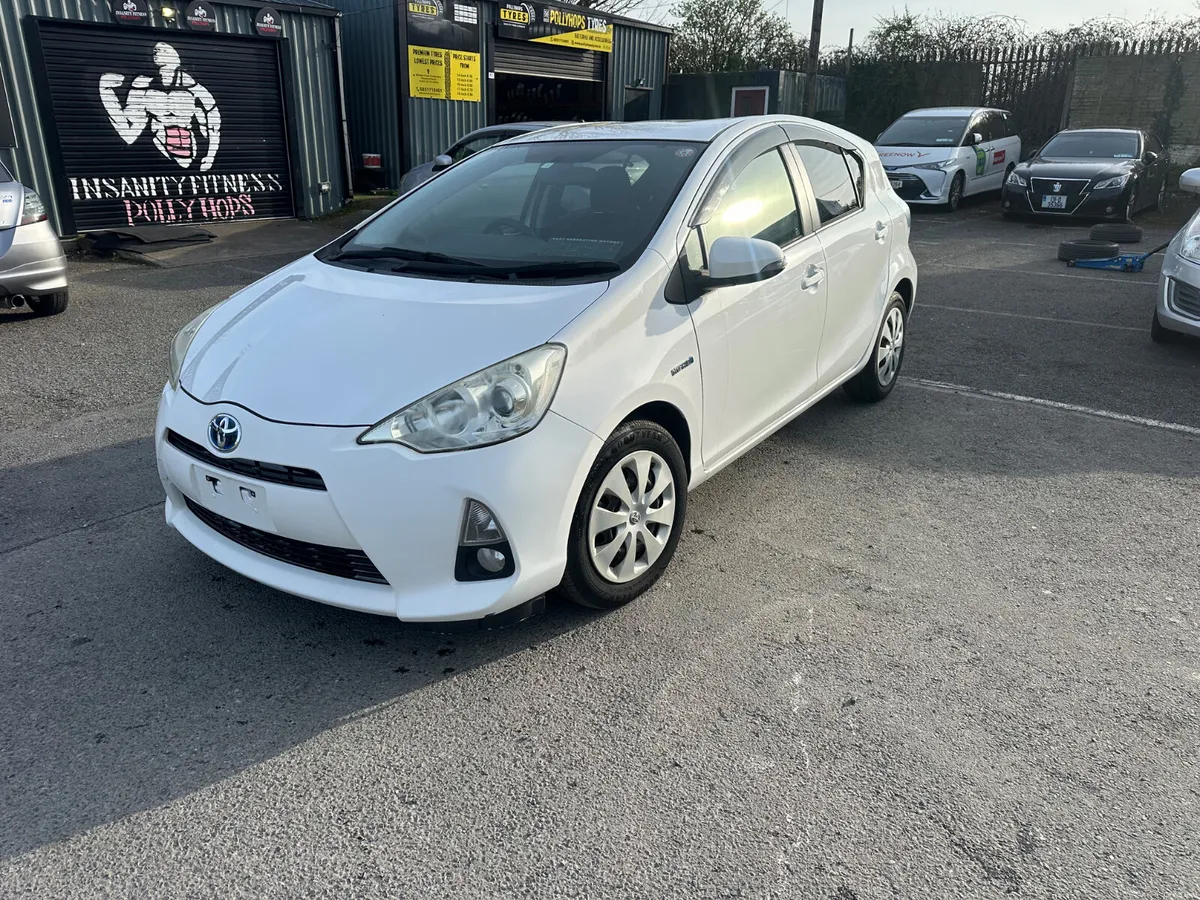 2013 TOYOTA AQUA LOW MILES 1.5L HYBRID PUSH START - Image 2