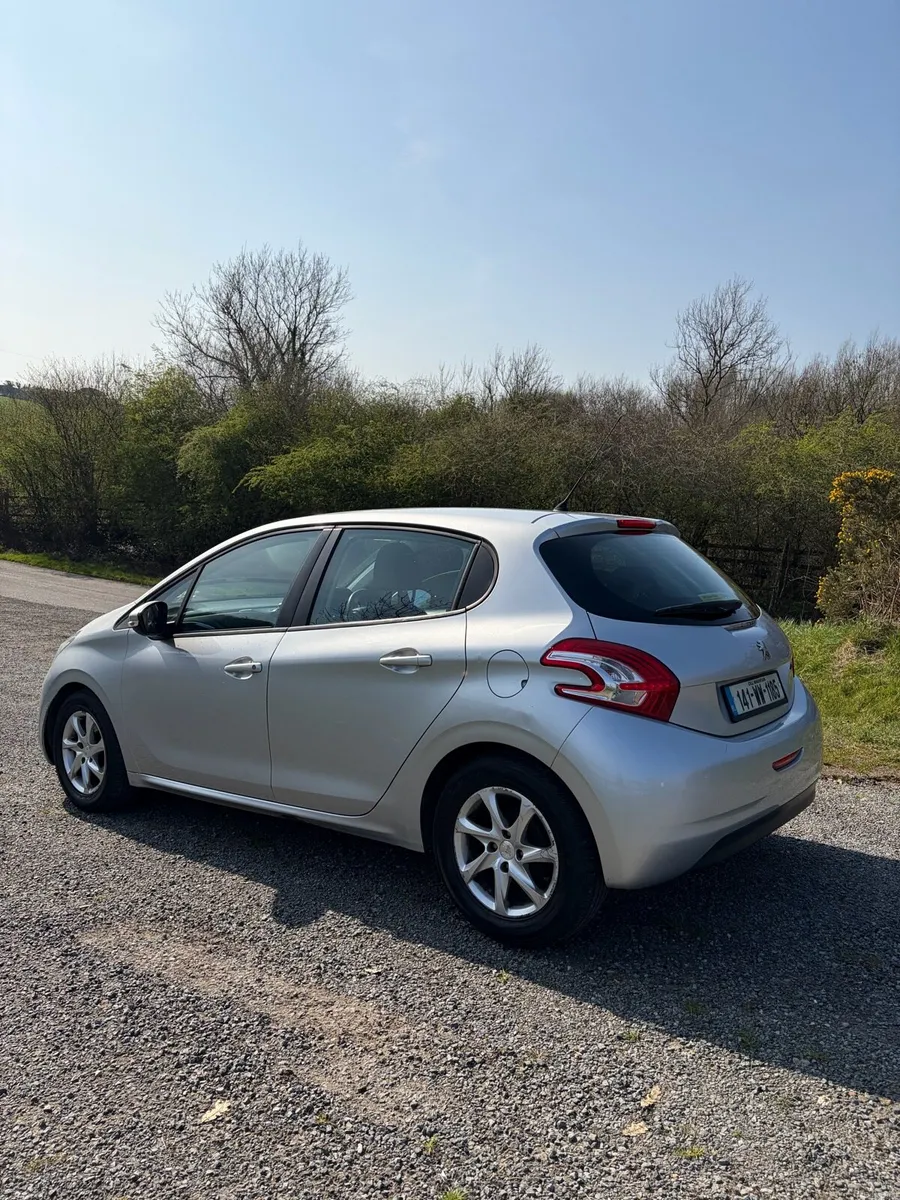 Peugeot 208 1.0 2014 new nct low miles - Image 4