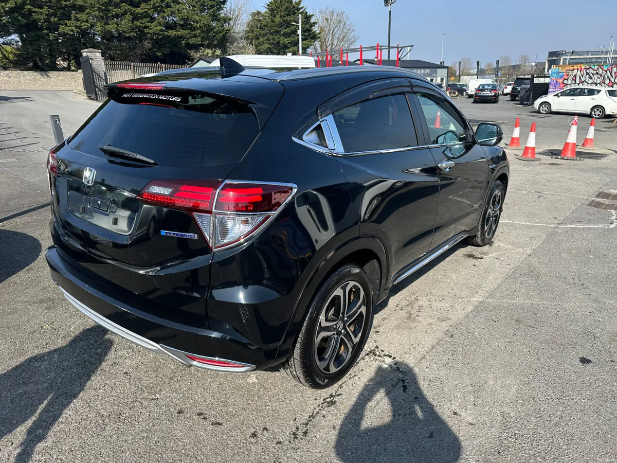 2015 HONDA VEZEL BIEGE LEATHER INTERIOR FRESH NCT - Image 4