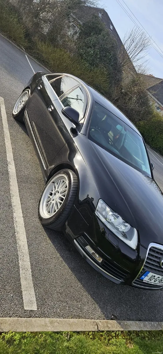 Audi A6 2010 - Image 1