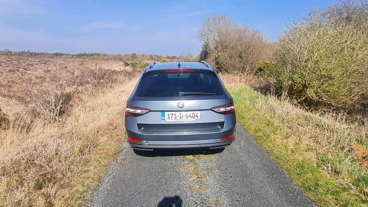 2017 Skoda Superb Estate 2.0 - Image 4