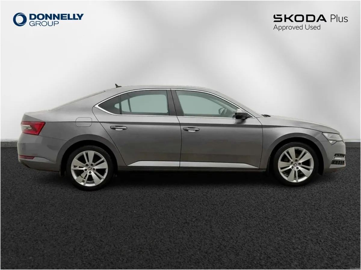 Skoda SUPERB Diesel Hatchback SE L - Image 4