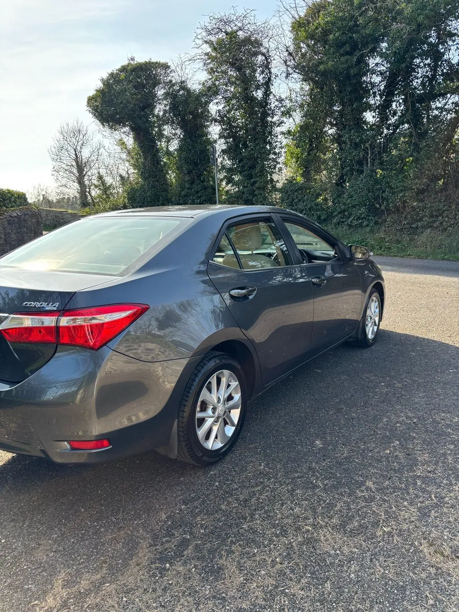 Toyota Corolla Luna - Image 4