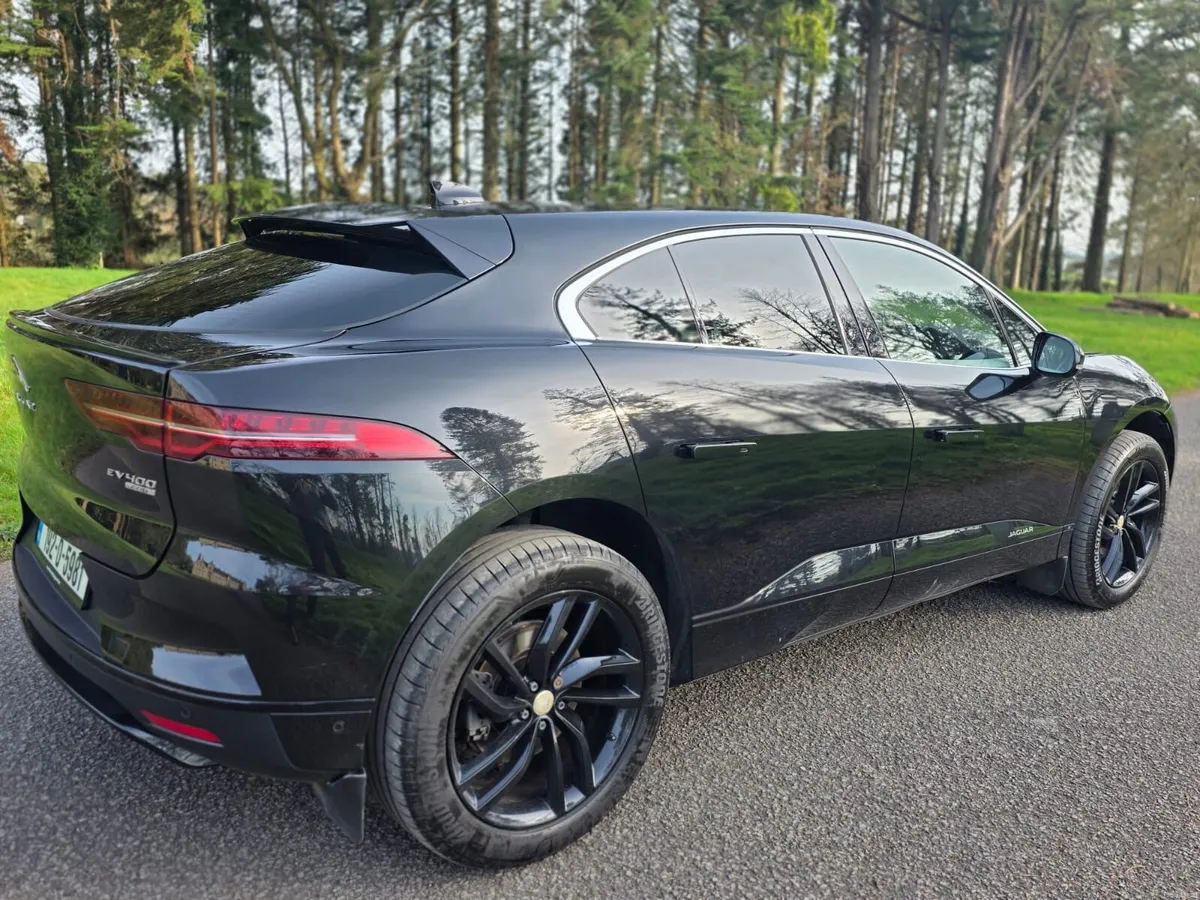 Jaguar l-Pace warranty, Mobile Remot low mileage - Image 4