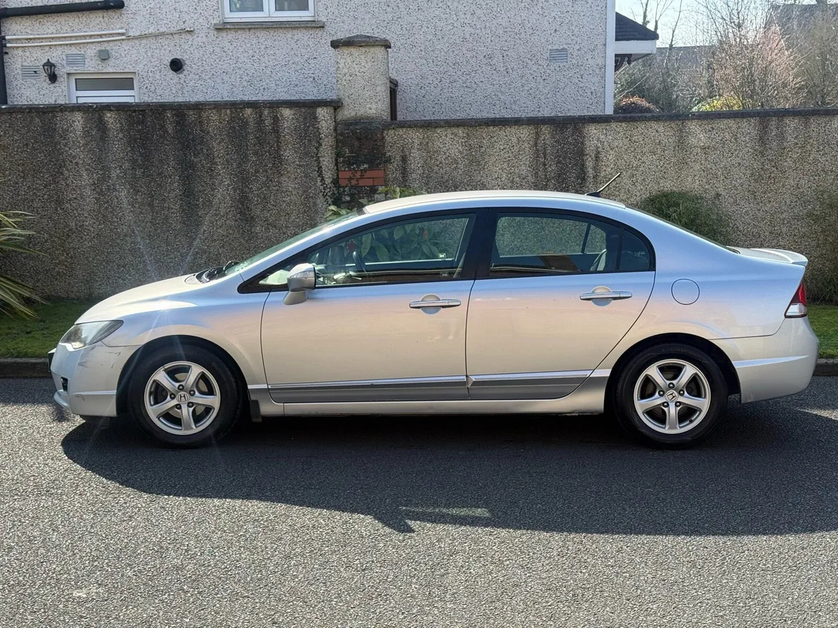 10 Honda Civic Hybrid Auto NEW NCT 01/27 TAX 01/27 - Image 2