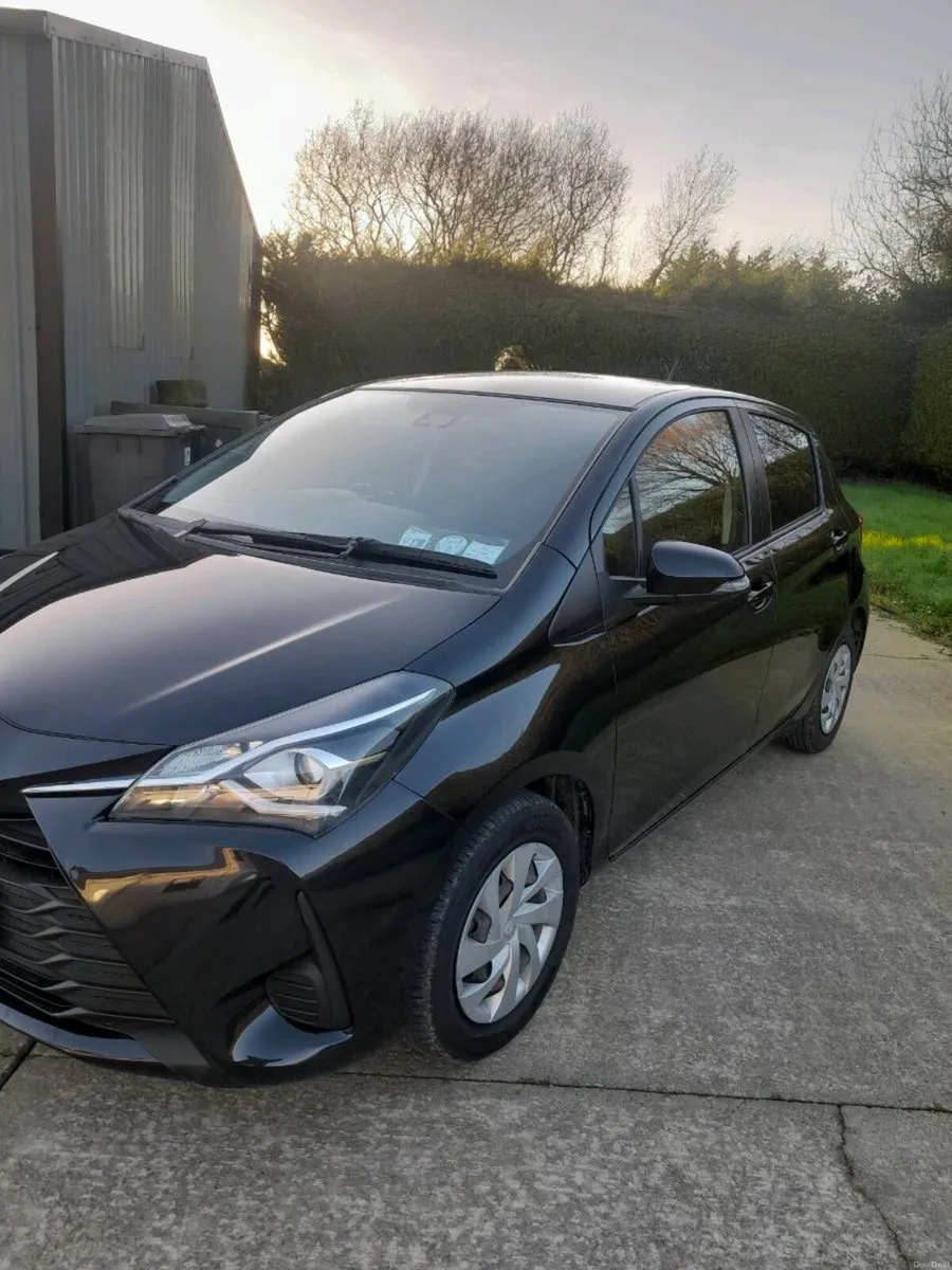 Toyota yaris/vitz  1.0  automatic - Image 1