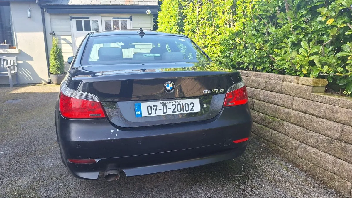 BMW 5-Series 2007 - Image 1