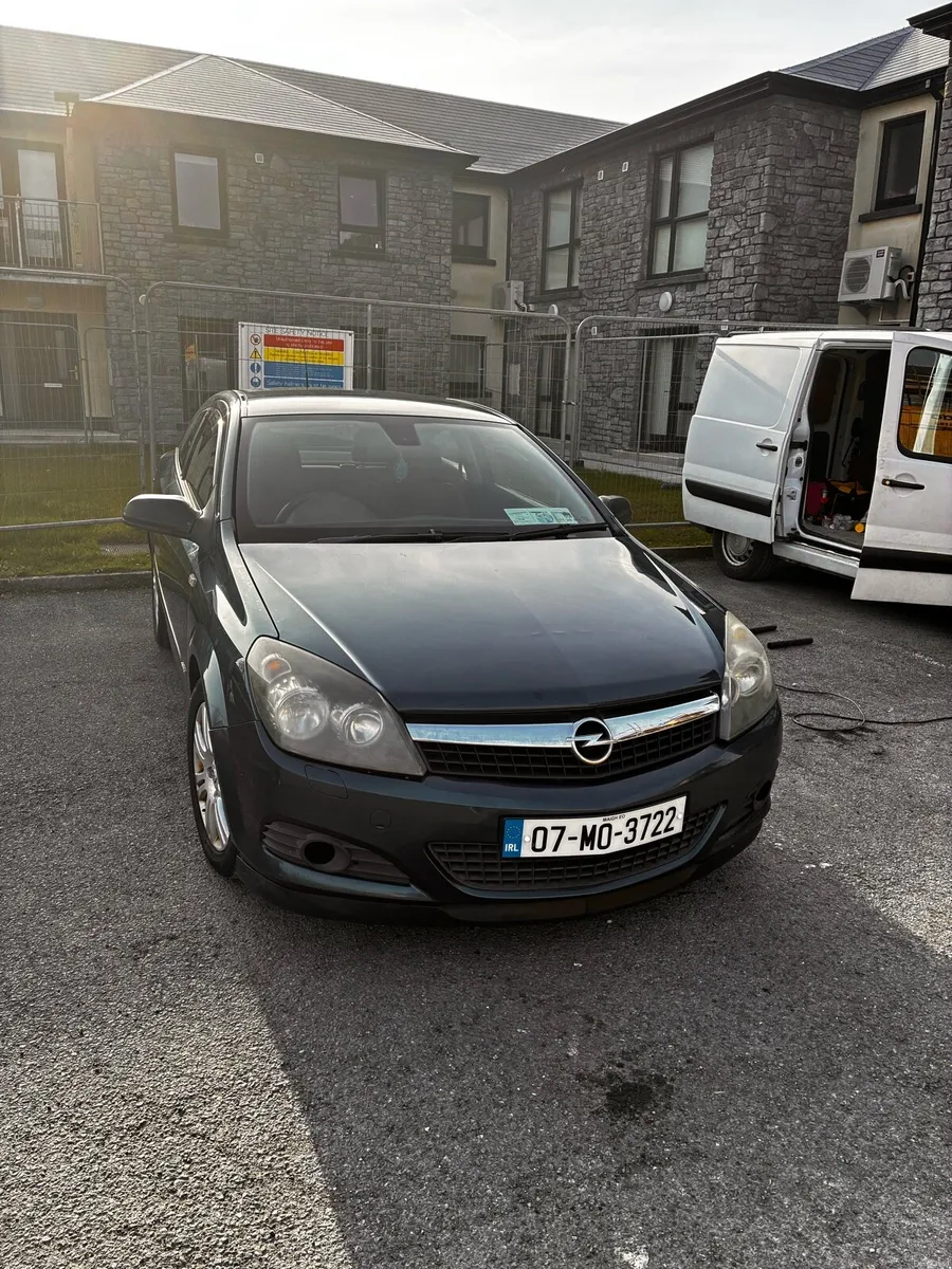 Opel Astra - Image 1