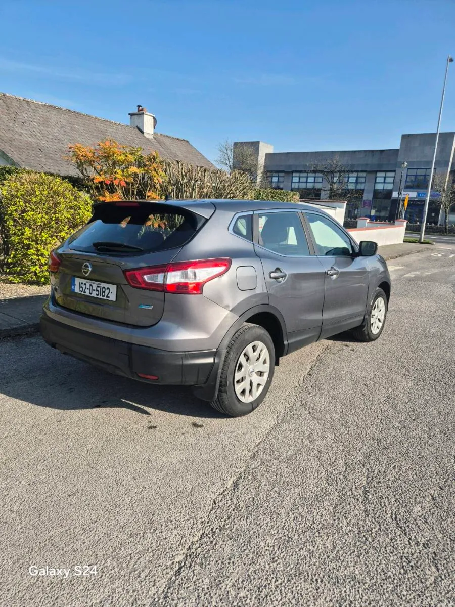 Nissan  Quashqai Diesel 2015 - Image 2
