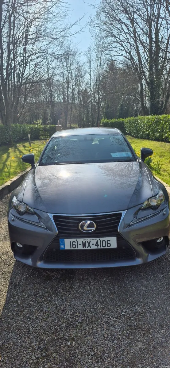 Lexus IS 2016 - Image 3