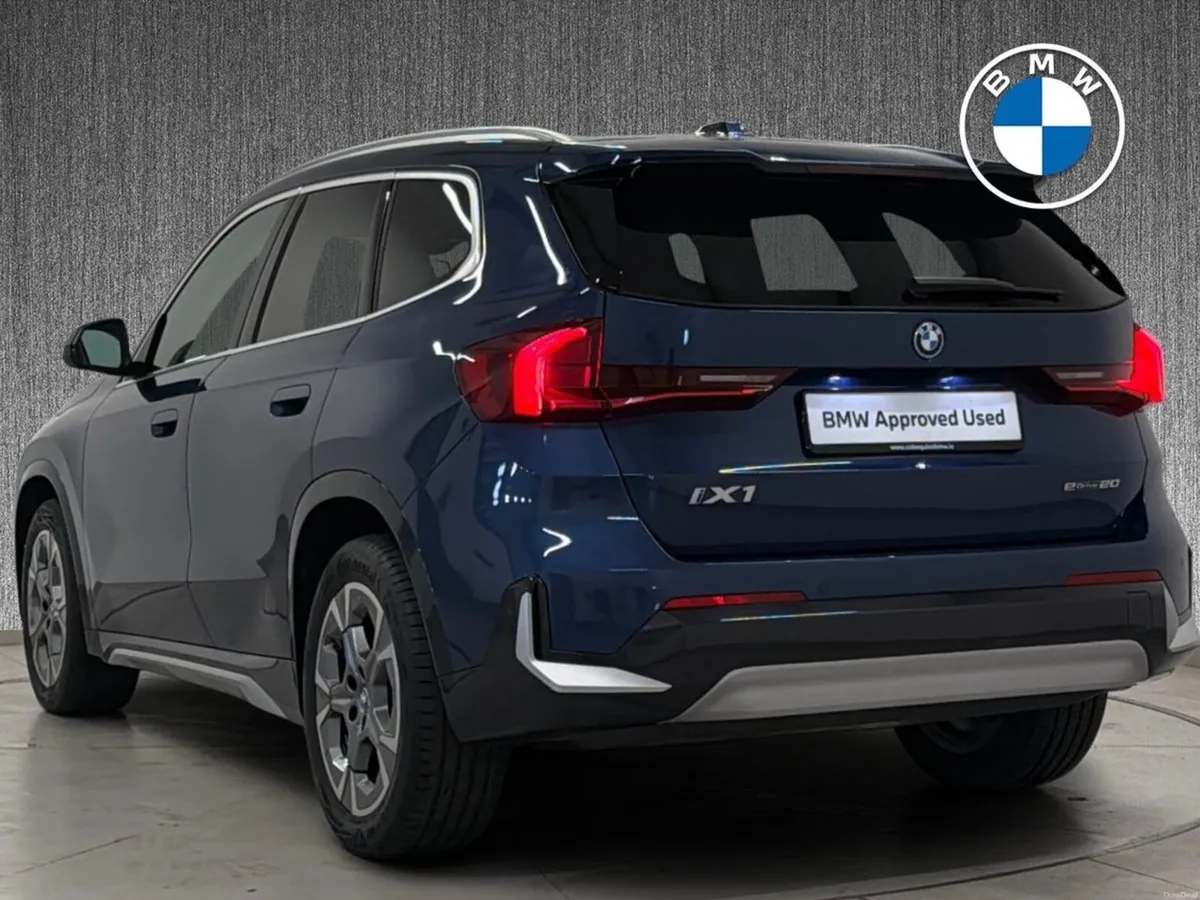 BMW iX1 eDrive20 xLine - Image 3